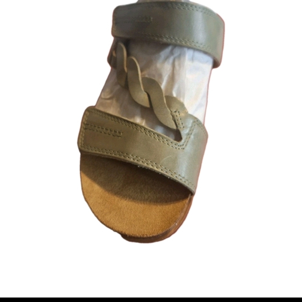 New Cobb Hill May Green Vert Leather Women's Sandals. Size 6.5 W - Picture 2 of 7